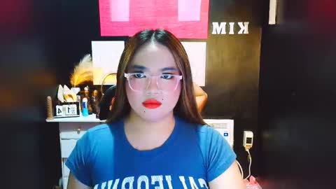 Almira online show from December 14, 3:01 am