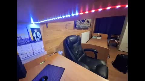 almirsex online show from November 2, 4:42 pm