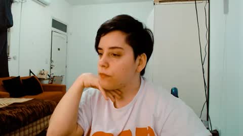 Snapshot of almondonwheels chatting on October 9, 10:30 pm Almond online show from October 9, 10:30 pm