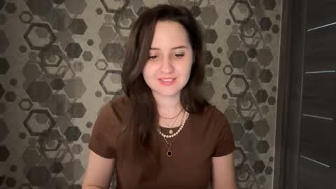 Snapshot of almostinnocent_ chatting on October 10, 9:14 pm Anna online show from October 10, 9:14 pm