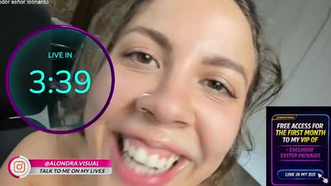 Snapshot of alondra_on_fire chatting on May 8, 2:11 pm Alondra Suarez online show from May 8, 2:11 pm