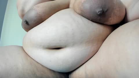 Snapshot of alondra_zaens chatting on January 15, 10:02 pm Alondra online show from January 15, 10:02 pm