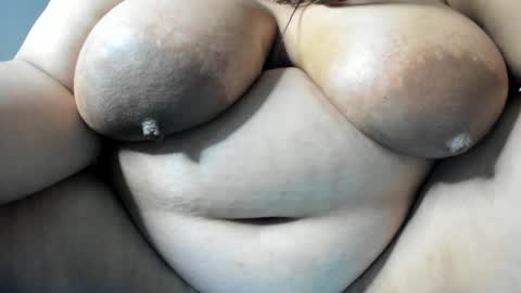 Snapshot of alondra_zaens chatting on January 26, 12:48 am Alondra online show from January 26, 12:48 am