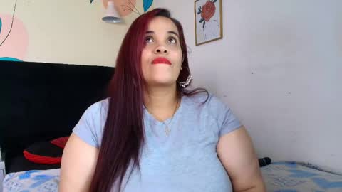 Snapshot of alondra_zaens chatting on May 7, 2:28 am Alondra online show from May 7, 2:28 am