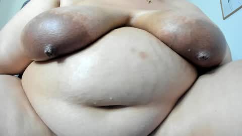 Snapshot of alondra_zaens chatting on June 5, 6:52 am Alondra online show from June 5, 6:52 am