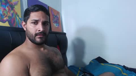 Snapshot of alonxoo chatting on July 7, 1:52 am alonxoo online show from July 7, 1:52 am