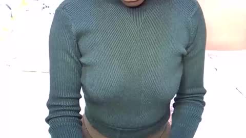 alorapavo online show from April 17, 10:13 pm