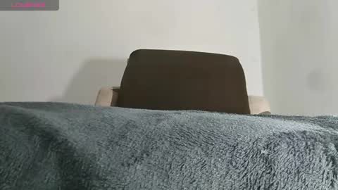 alotofcream4u online show from April 14, 5:35 am