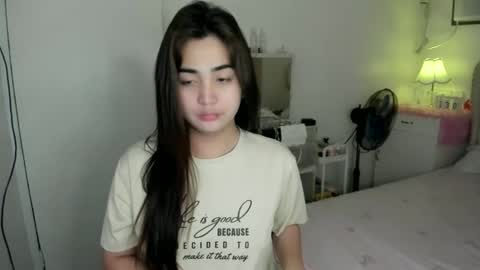 alovelydollnica online show from March 30, 3:02 pm