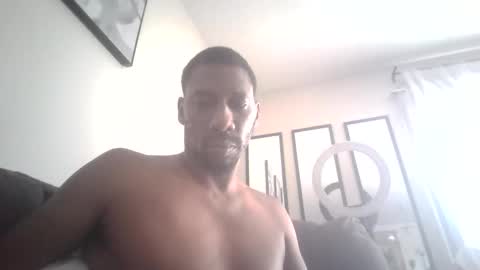 Snapshot of aloysiuz chatting on June 8, 3:12 pm Aloysius online show from June 8, 3:12 pm