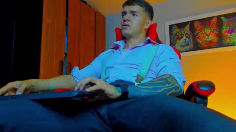 alpha_dominus_ online show from September 28, 5:13 am