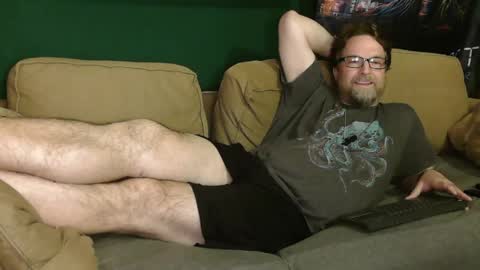 Snapshot of alphaacid1 chatting on March 22, 4:05 am Alpha or Al online show from March 22, 4:05 am