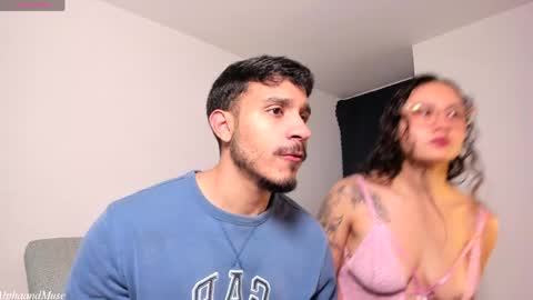 Jay and  Velvet online show from April 5, 6:54 am