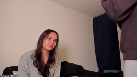 Snapshot of alphaandmuse chatting on May 19, 3:57 am Jay and Velvet online show from May 19, 3:57 am