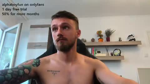 Snapshot of alphaboyfun chatting on July 29, 4:54 am Andi online show from July 29, 4:54 am