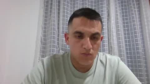 Snapshot of alphadesire69 chatting on November 17, 2:39 am AlphaDesire69 online show from November 17, 2:39 am