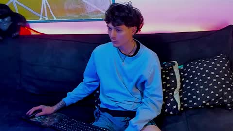 Dioniso online show from April 3, 9:02 pm