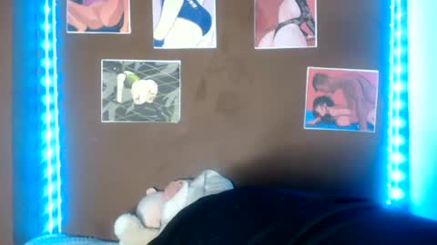 Snapshot of alphamercury chatting on June 18, 5:30 am alphamercury online show from June 18, 5:30 am