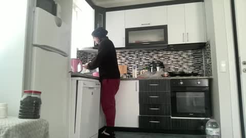 AlphAndre online show from February 9, 7:49 am