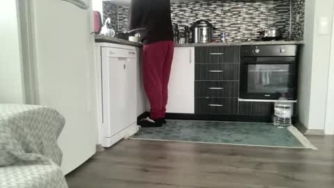 AlphAndre online show from February 26, 8:15 am