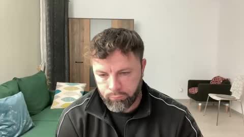 Jhonny online show from December 11, 3:35 am