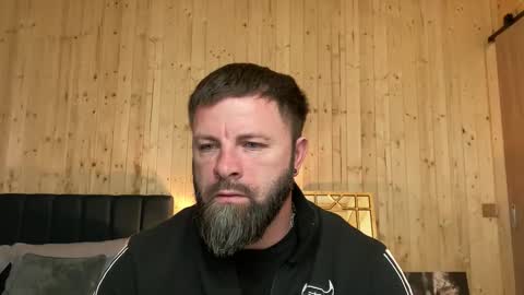 Jhonny online show from April 16, 2:45 am