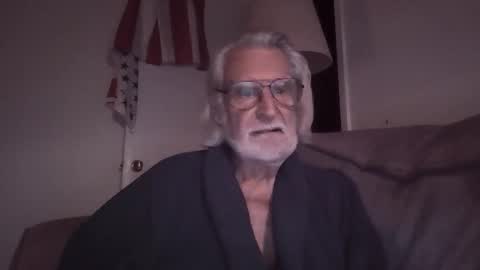 Snapshot of alphauniform chatting on November 30, 1:26 pm AlphaUniform online show from November 30, 1:26 pm