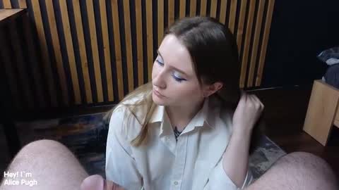 Snapshot of alpugh chatting on September 25, 6:44 pm Woland  Alice Pugh online show from September 25, 6:44 pm