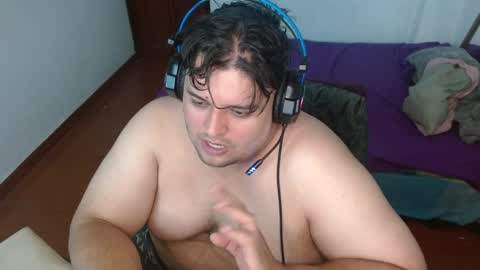 Snapshot of altairstudiosboy chatting on December 4, 12:03 pm Jhosep online show from December 4, 12:03 pm