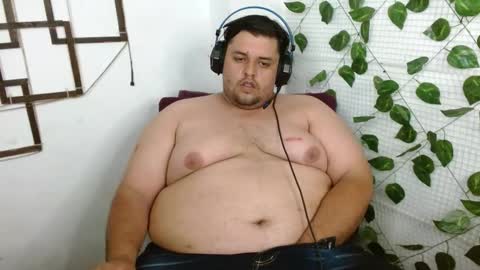 Snapshot of altairstudiosboy chatting on September 16, 7:37 pm Jhosep online show from September 16, 7:37 pm