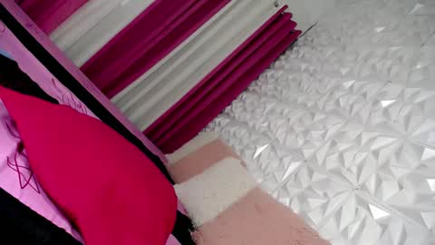 Chloe- DONT FORGET TO FOLLOW MElets getting to know each other and make some love and fun online show from February 23, 2:29 am