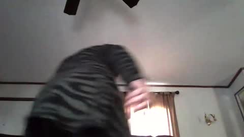 J online show from November 1, 5:48 pm