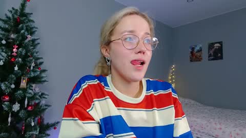 Snapshot of aluntick chatting on December 25, 4:54 pm Amelia NEXT STREAM  online show from December 25, 4:54 pm