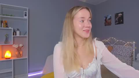 Snapshot of aluntick chatting on February 2, 1:52 pm Amelia NEXT STREAM  online show from February 2, 1:52 pm