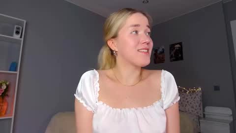Snapshot of aluntick chatting on February 28, 5:15 pm Amelia NEXT STREAM  online show from February 28, 5:15 pm