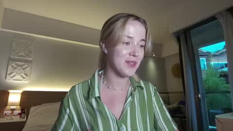 Snapshot of aluntick chatting on September 27, 10:20 am Amelia NEXT STREAM  online show from September 27, 10:20 am