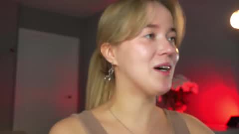 Amelia NEXT STREAM  online show from November 23, 1:44 pm