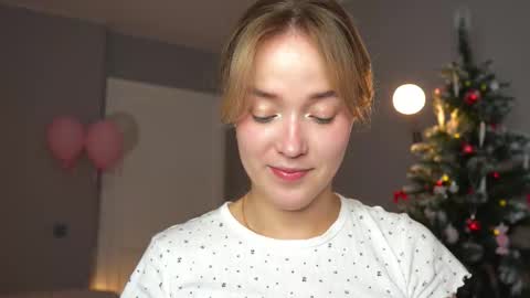 Amelia NEXT STREAM  online show from December 19, 1:51 pm