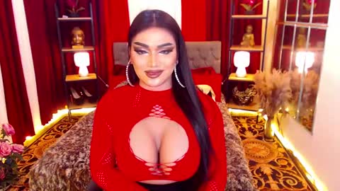 Snapshot of alurajhenson chatting on December 22, 1:45 am Alura Jhenson online show from December 22, 1:45 am
