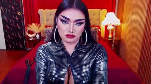 Alura Jhenson online show from October 27, 7:07 pm