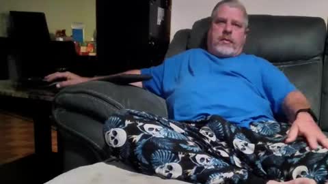 alwaysh0rnyn0w online show from October 19, 12:22 am