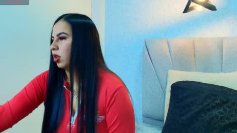   A L Y  online show from October 7, 11:29 am