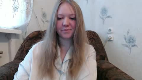 alya764770 online show from March 17, 1:21 am