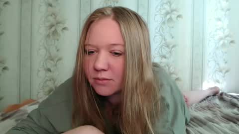 Snapshot of alya764770 chatting on April 28, 2:38 am alya764770 online show from April 28, 2:38 am