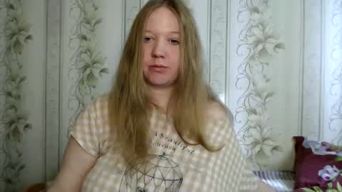Snapshot of alya764770 chatting on May 28, 1:36 am alya764770 online show from May 28, 1:36 am