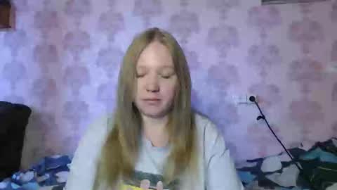 Snapshot of alya764770 chatting on June 5, 7:14 am alya764770 online show from June 5, 7:14 am