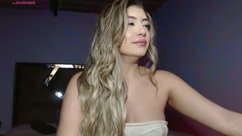 alyce__ online show from February 20, 3:47 am