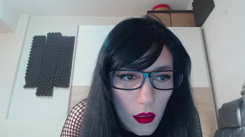 Snapshot of alycetn chatting on June 10, 9:52 am Alice online show from June 10, 9:52 am