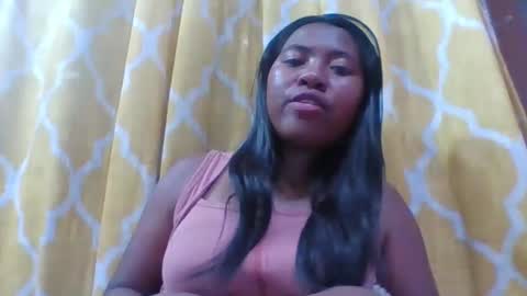 alydiah816442 online show from April 12, 2:44 pm