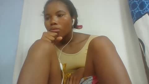 alydie7 online show from April 20, 6:31 pm